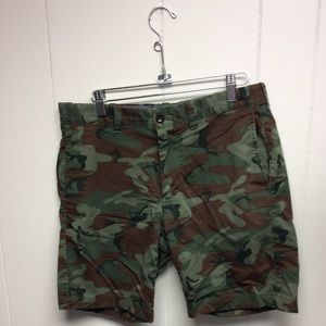 Men’s J. Crew Camo Shorts 29” Waist 9” Inseam